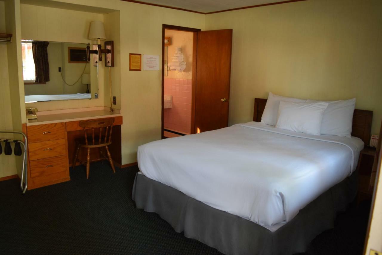 סולט סנט מרי Mid-City Motel מראה חיצוני תמונה