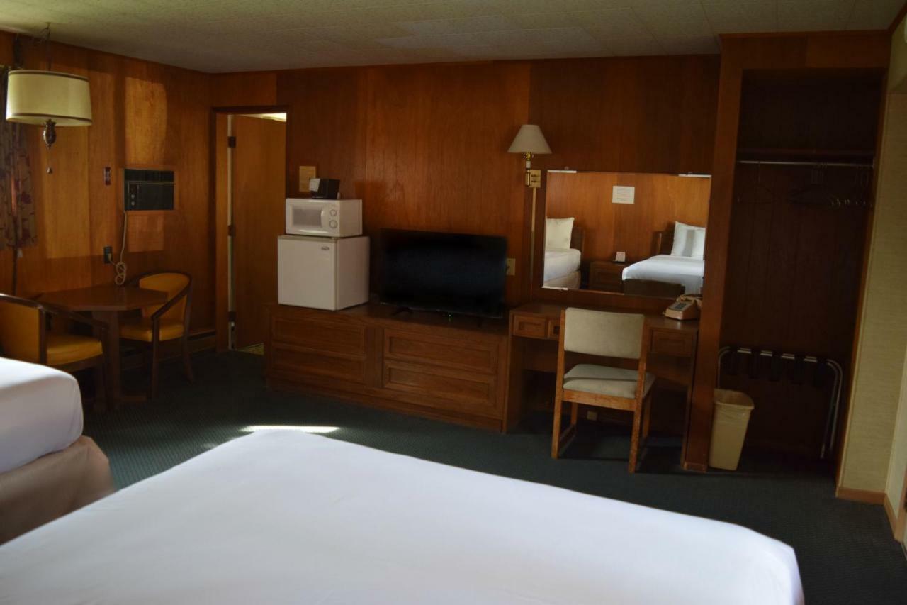סולט סנט מרי Mid-City Motel מראה חיצוני תמונה