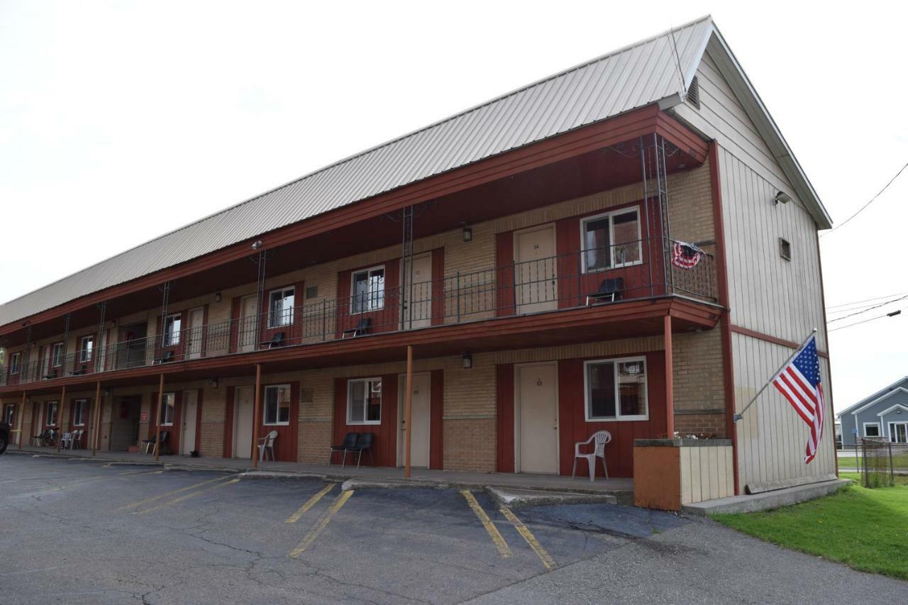 סולט סנט מרי Mid-City Motel מראה חיצוני תמונה